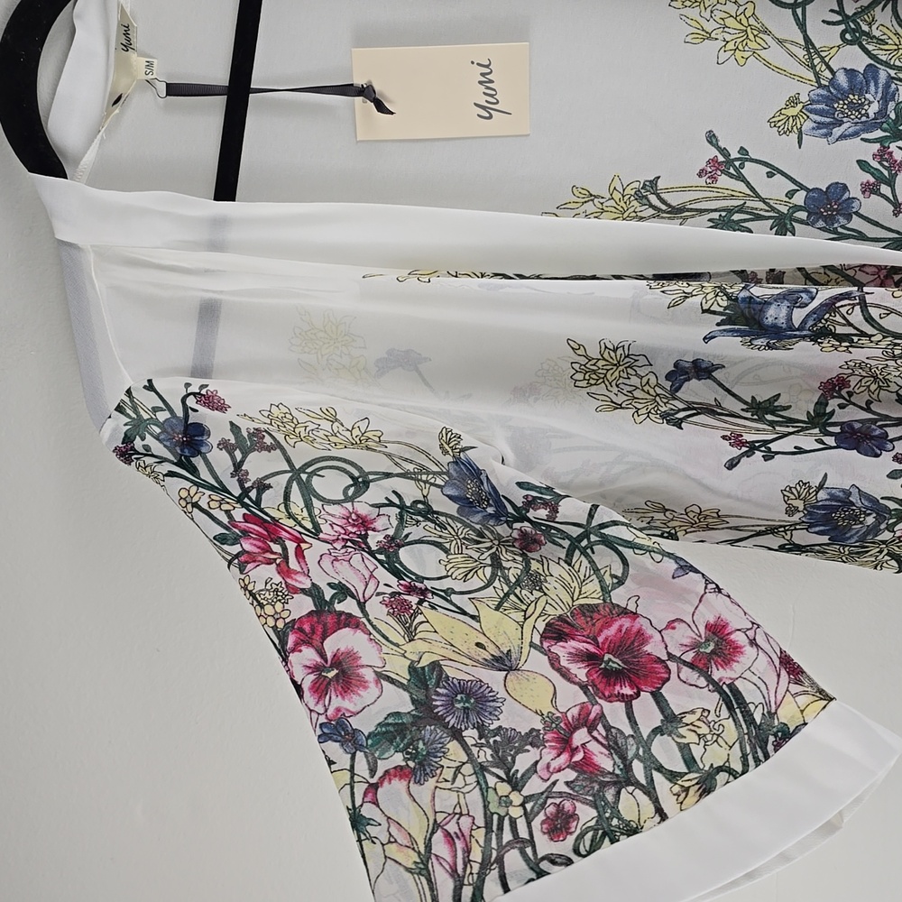 New Yumi Sheer Floral Kimono Cardigan - Picture 2 of 3